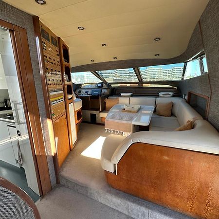 Yacht 20Metros Sant Adria de Besos Exterior foto