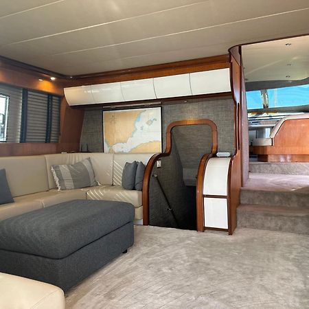Yacht 20Metros Sant Adria de Besos Exterior foto